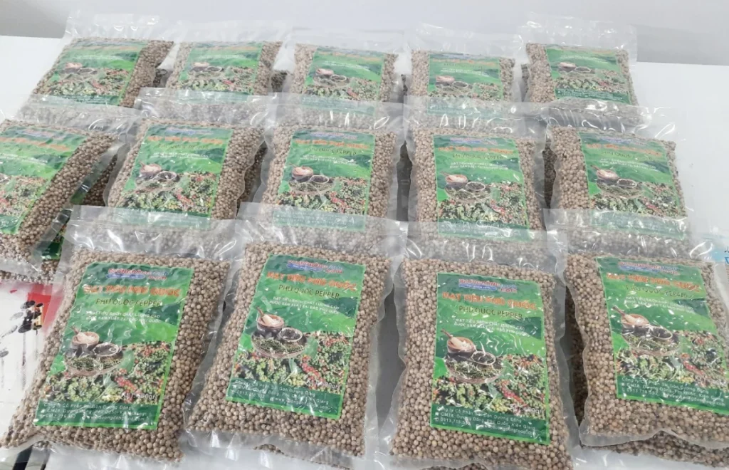 Mua Tiêu Phú Quốc Chính Gốc Ở Đâu? Gợi Ý Địa Chỉ Chuẩn Vị 100%