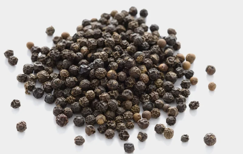 Hạt tiêu đen chứa hoạt chất piperine tốt cho sức khỏe con người